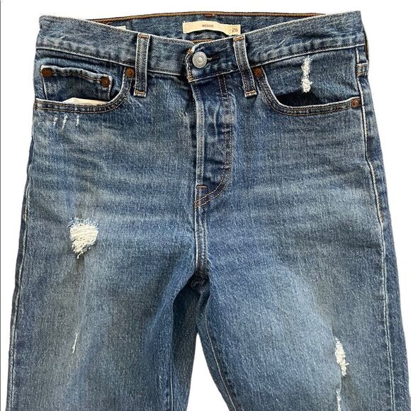LEVI'S WEDGIE JEANS Distressed Size 26 - Picture 3 of 6